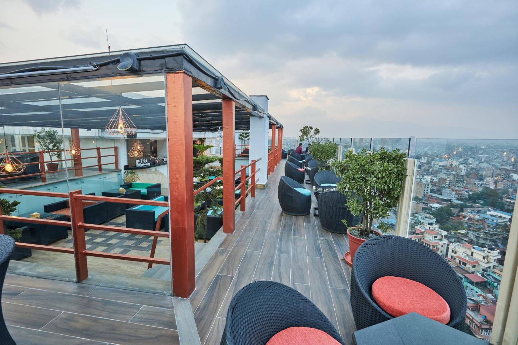 Hotel Crowne Imperial Katmandu Dış mekan fotoğraf