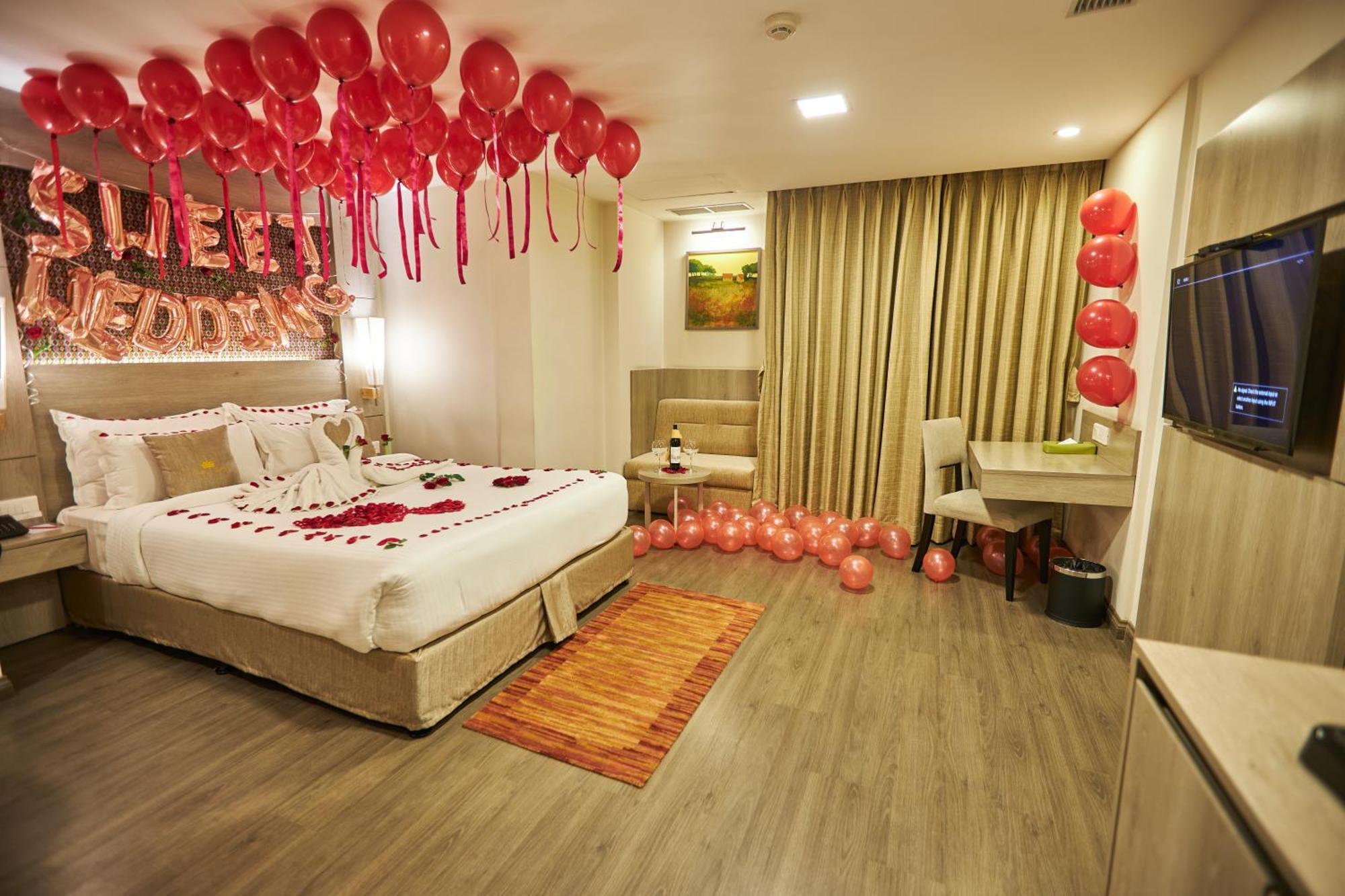 Hotel Crowne Imperial Katmandu Dış mekan fotoğraf