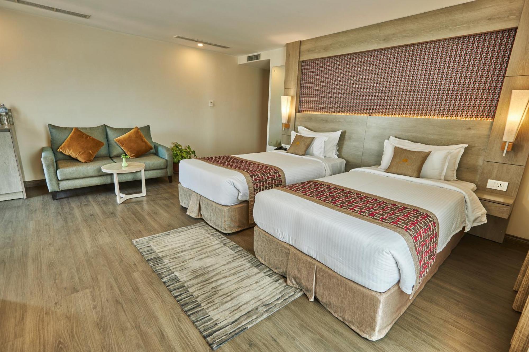 Hotel Crowne Imperial Katmandu Dış mekan fotoğraf