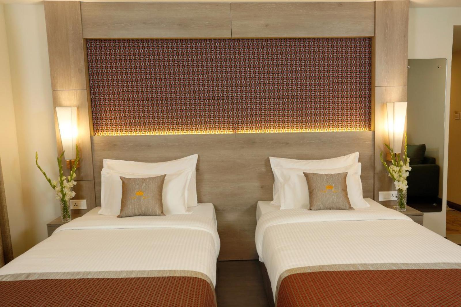 Hotel Crowne Imperial Katmandu Dış mekan fotoğraf