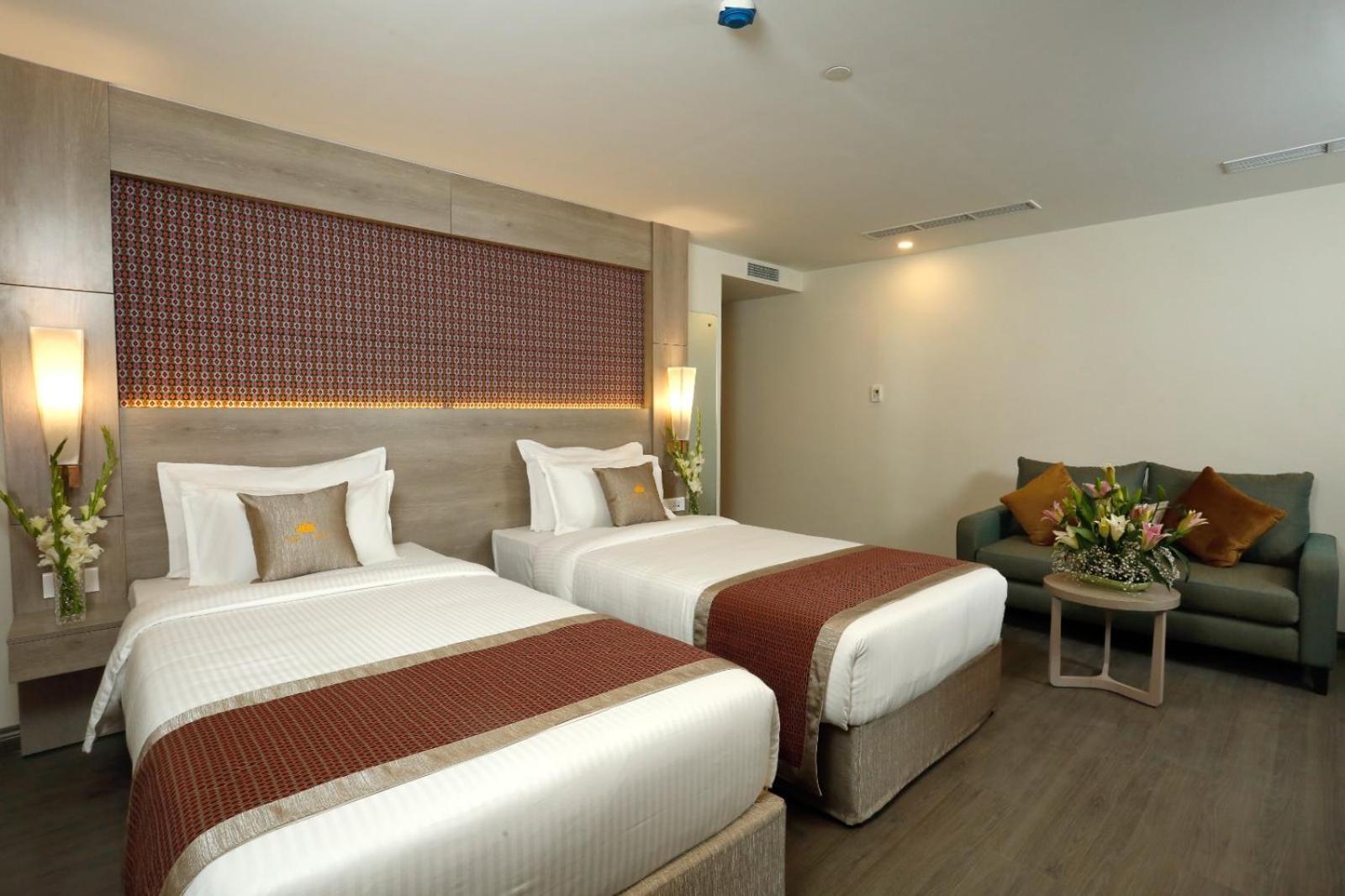 Hotel Crowne Imperial Katmandu Dış mekan fotoğraf