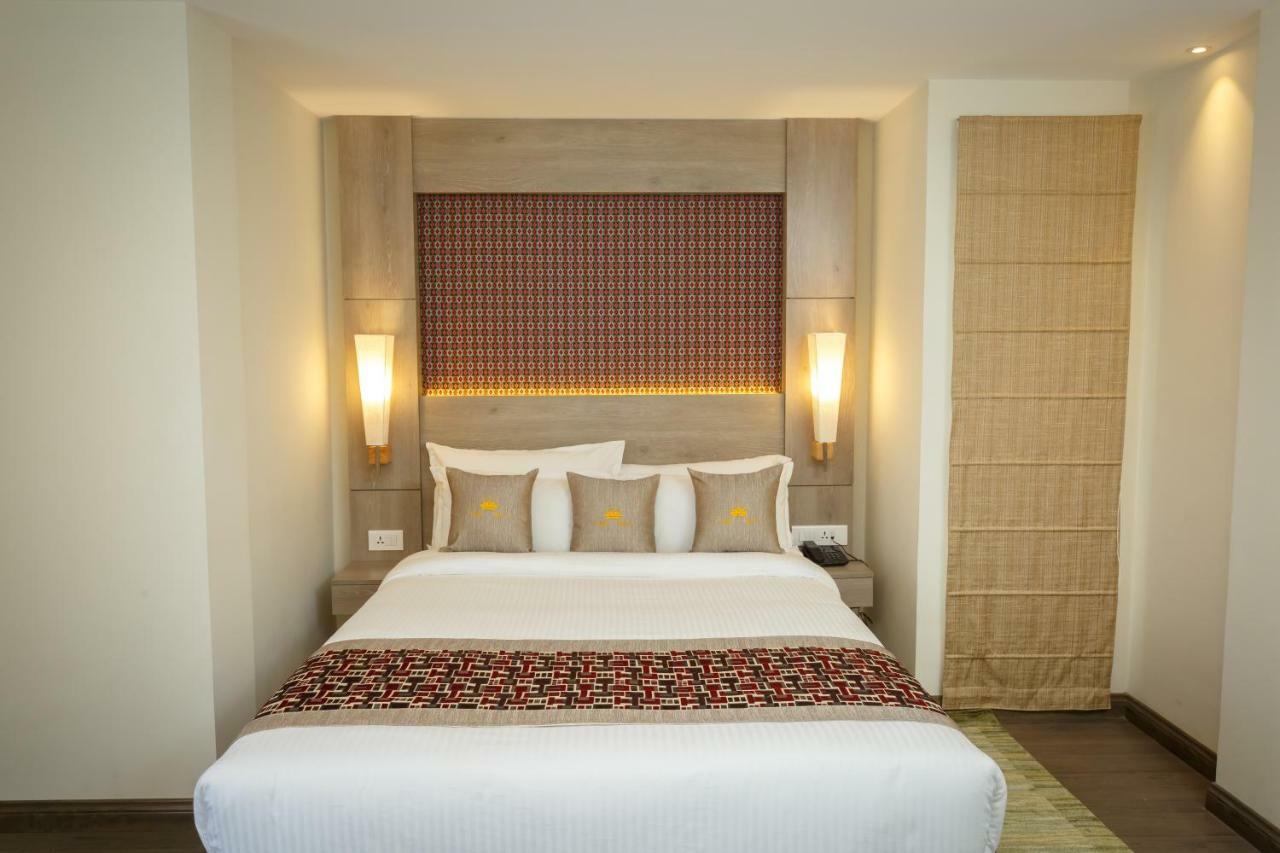 Hotel Crowne Imperial Katmandu Dış mekan fotoğraf