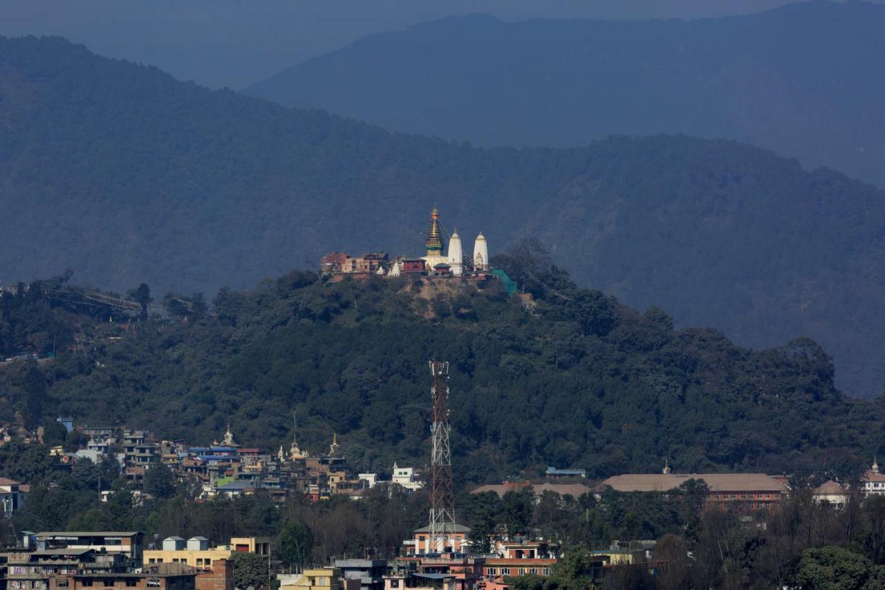 Hotel Crowne Imperial Katmandu Dış mekan fotoğraf
