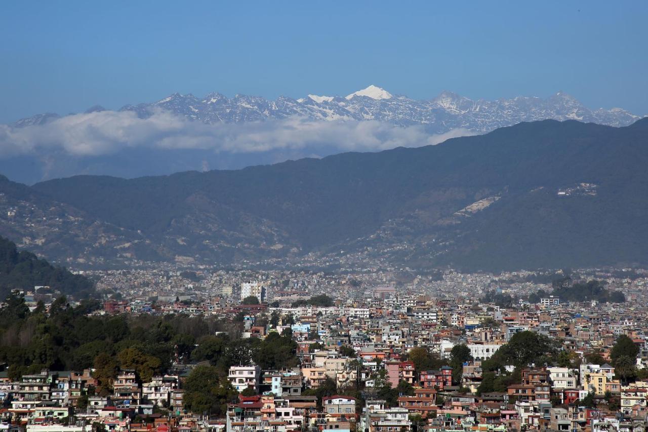 Hotel Crowne Imperial Katmandu Dış mekan fotoğraf